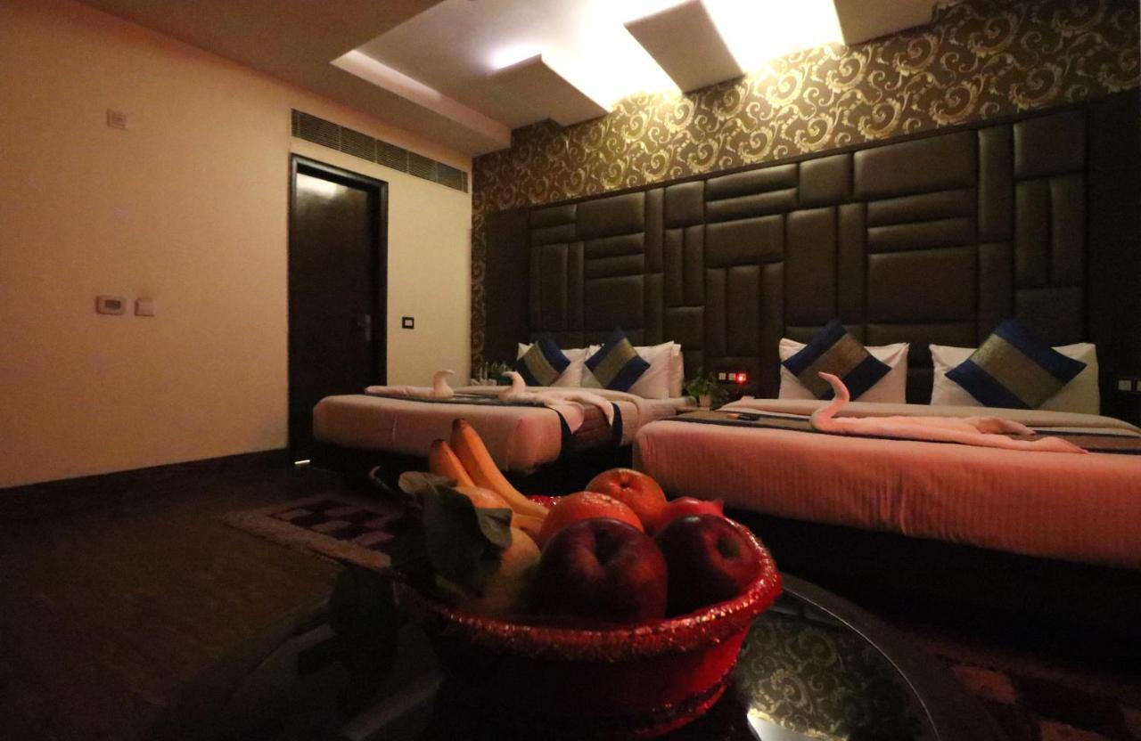 ניו דלהי Hotel Mannat International By Mannat מראה חיצוני תמונה