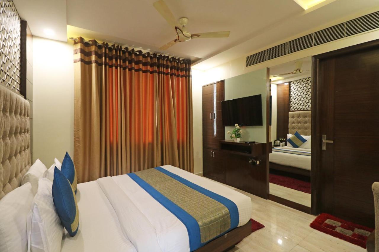 ניו דלהי Hotel Mannat International By Mannat מראה חיצוני תמונה