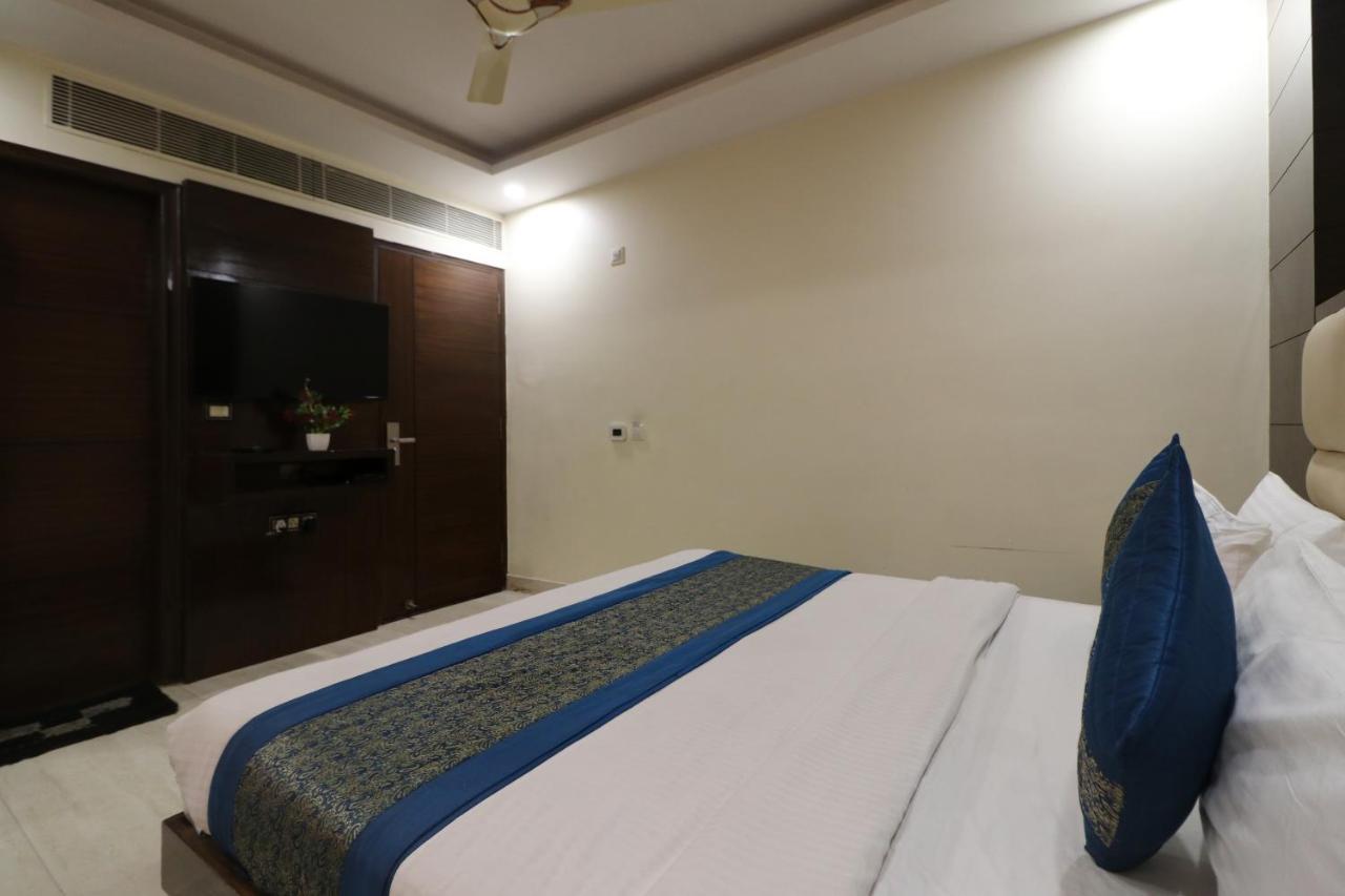 ניו דלהי Hotel Mannat International By Mannat מראה חיצוני תמונה
