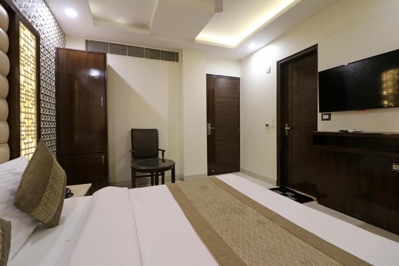 ניו דלהי Hotel Mannat International By Mannat מראה חיצוני תמונה