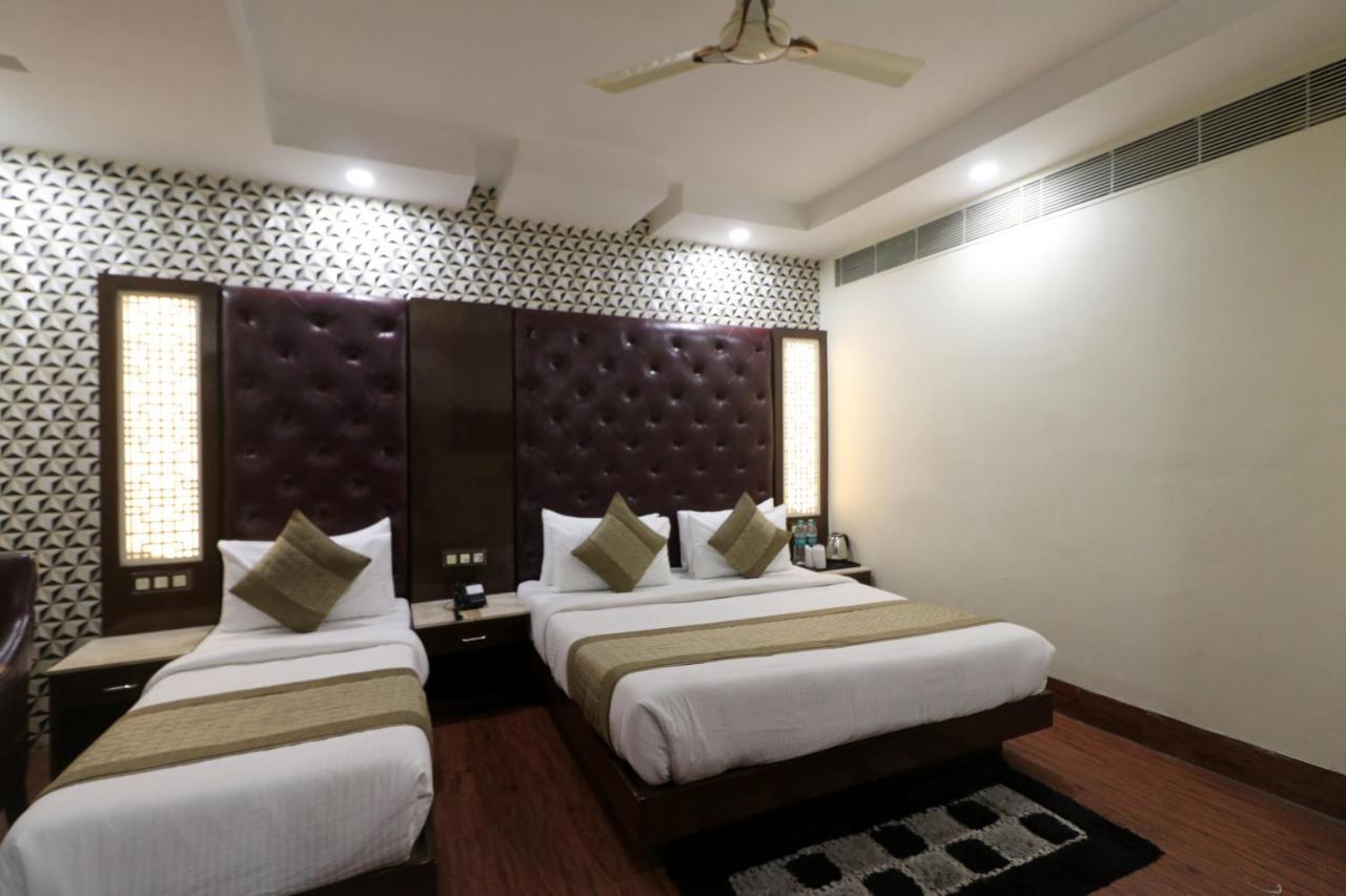 ניו דלהי Hotel Mannat International By Mannat מראה חיצוני תמונה